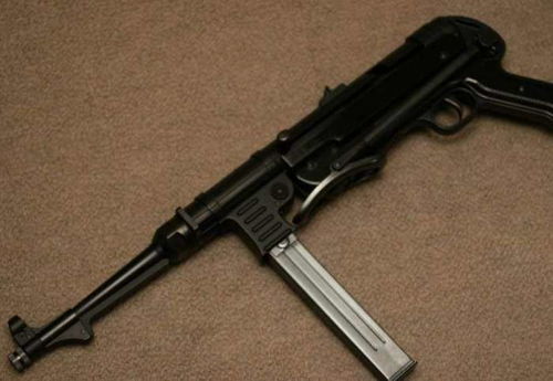 二战期间的德国军工制造业水平有多高 看看这把冲锋枪就知道了