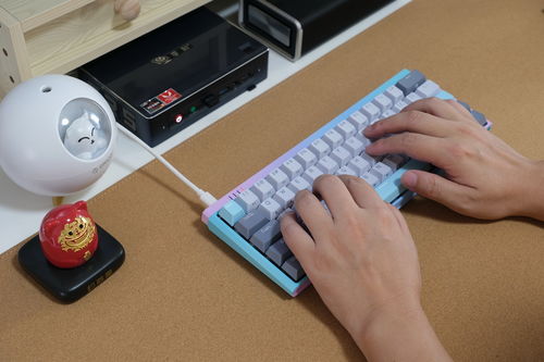 要颜值,更要 弹指神通 ,杜伽K330W三模机械键盘评测