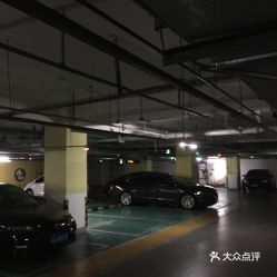 万达广场如何免费停车(泰州万达地下停车场免费)