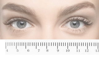 网上配眼镜,如何测量自己的瞳距呢