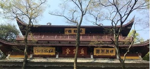 杭州本地人喜爱的寺院,距今已有1700年历史,祈福求姻缘很灵验