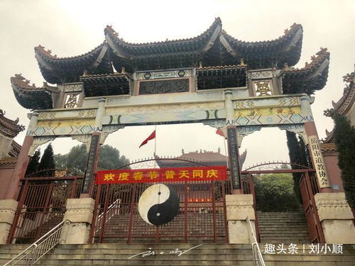 湖南岳阳有座千年道观,就在洞庭湖边,离岳阳楼近,几乎没人知道