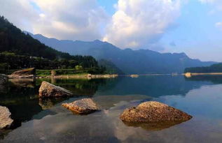 重庆以 海 命名的湖泊,被称深山明珠,是4A级景区,却少有人知