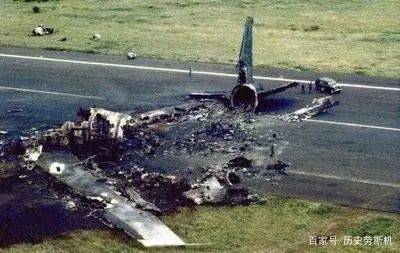 特内里费空难 荷兰美国飞机相撞,583人死亡,场面如灾难大片