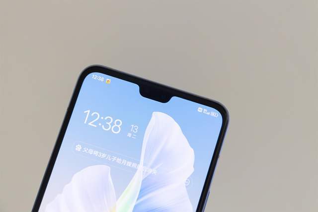 轻薄自拍旗舰上线,vivo S10 Pro开启自拍新主张