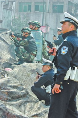 郑州警方演习发现真逃犯 按通报没有徒步奔逃的呀 