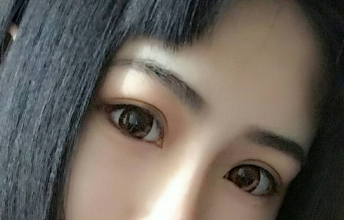 女生什么样的眉眼算是好看 