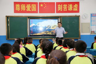 上海探索文化援疆新路径 在孩子心中播下文明的种子