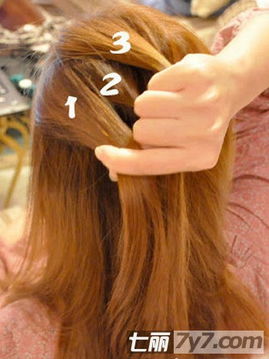 长发如何打造甜美发型 超有范简单韩式编发图解 