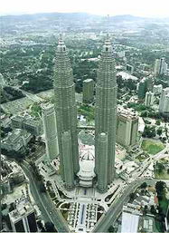国家石油双子星座大厦 塔楼1 ,451.9米,位于马来西亚吉隆坡 