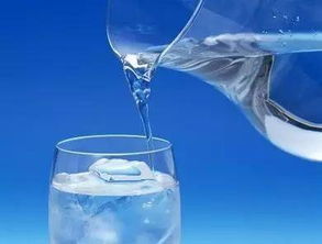 每天不停的想喝水不解渴总想喝冰水 