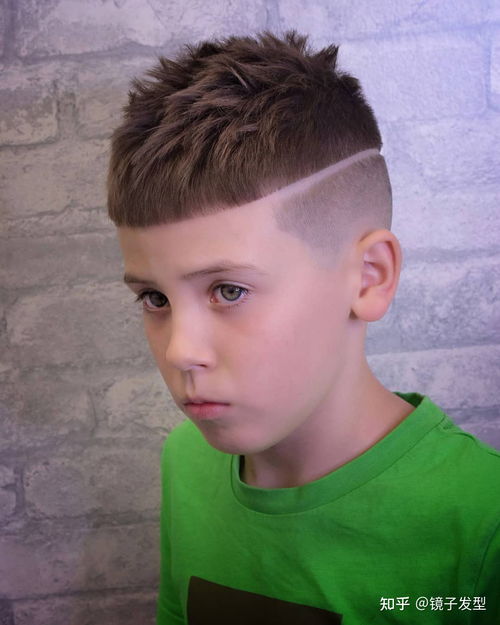 小学生男生发型 流行图片
