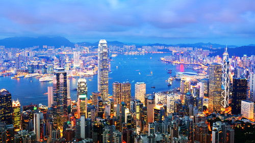 2023年香港今晚开,2023年，香港将在希望与挑战中加速前行