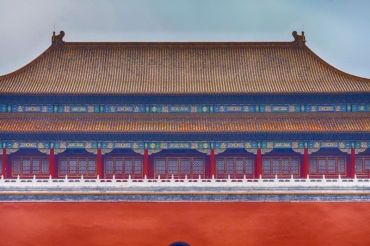 北京故宫始建于哪个朝代 