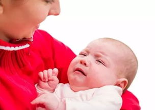 保姆提醒 婴幼儿容易生病的原因,哪些疾病是夏季高发的