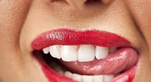 舌下有青筋是怎么回事呢 若是青筋出现2种异常,或许是疾病信号