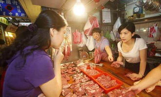 爆笑经典美女买猪肉冷笑话，班里的美女去肉菜市场买一公斤猪肉！