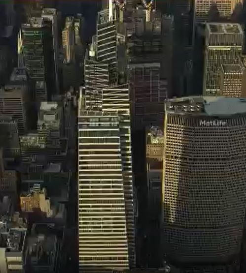 美国397米地标要倒了 纽约93层摩天大楼剧烈晃动 还有巨响 官方回应