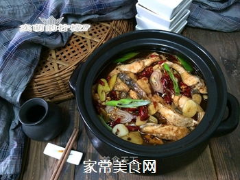 乱炖草鱼片的家常做法 家常美食网 