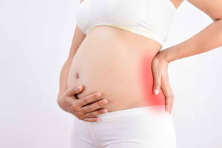 孕妇能吃枇杷吗 孕中期咳嗽可以喝枇杷熬的水吗，对宝宝有影响吗？ 