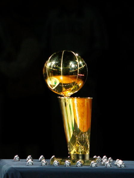 nba总***奖杯设计灵感 NBA总决赛奖杯为何被称作奥布莱恩杯呢?