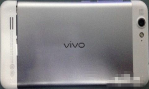 这种vivo 牌手机的后盖怎么打开 