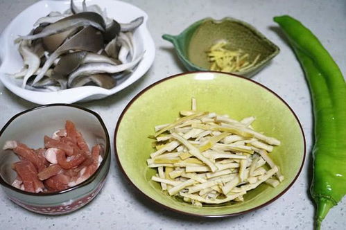 平菇配竹笋的吃法,美容养颜又吃不腻,还能增强人体免疫力