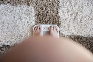 原创孕期肚皮出现这些变化是正常的