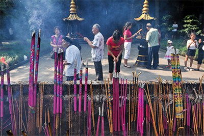 2021年农历十月初八日适合祭祀吗