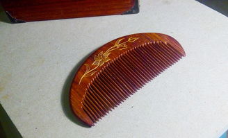 手工艺 木质梳子的制作