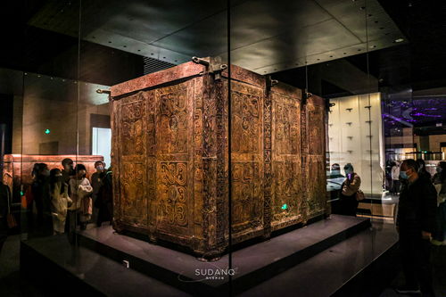 2400年的神秘棺材 载重8吨的吊车挪不动它,墓主人身世 成谜