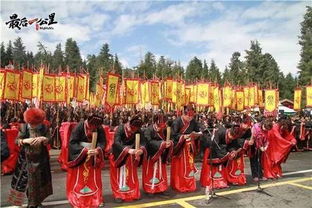 新疆数百美女穿汉服上天池祭拜西王母 