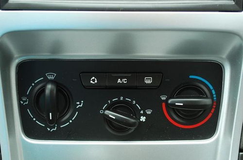 汽车自动空调和手动空调有什么不相同