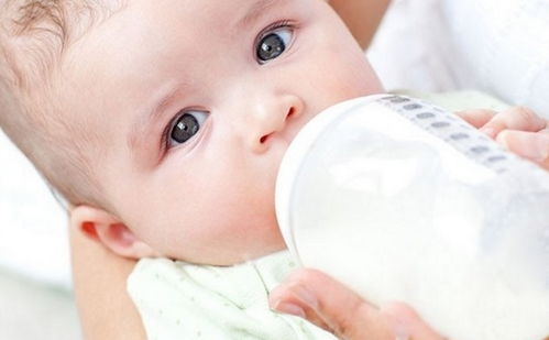婴儿奶粉大人能喝吗 婴儿奶粉大人可以喝吗