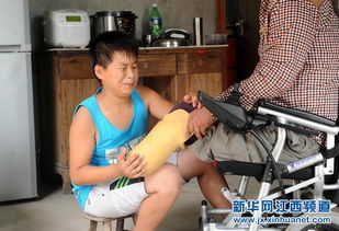 13岁少年徐佳浩 父亲在 家就在 