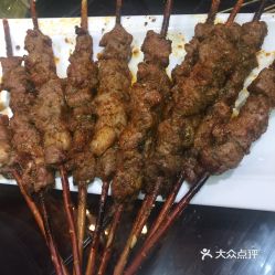 朋发号饭庄 中北镇店 的红柳枝羊肉串好不好吃 用户评价口味怎么样 天津美食红柳枝羊肉串实拍图片 大众点评 