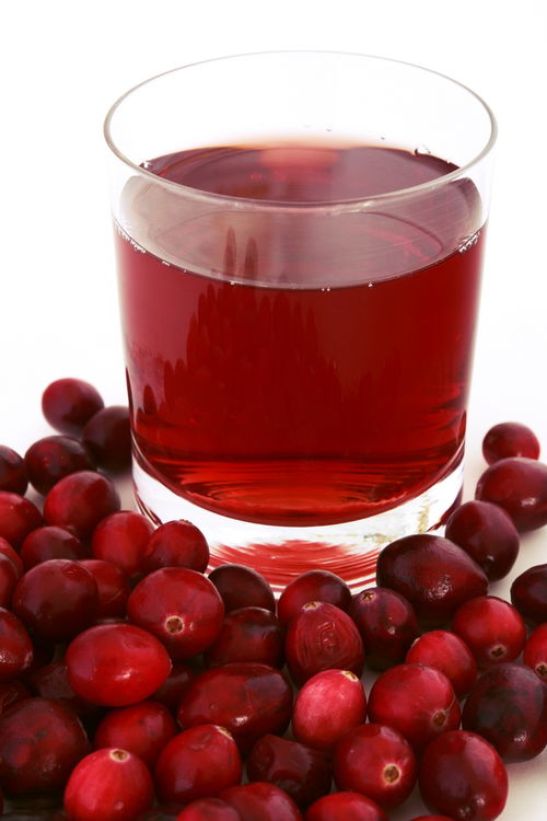 一项新研究显示 每天饮用蔓越莓汁可能有助于降低幽门螺旋杆菌感染率