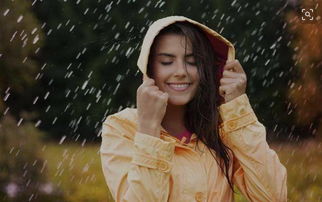 作为女生,是选择一个陪你淋雨的人,还是给你送伞的人