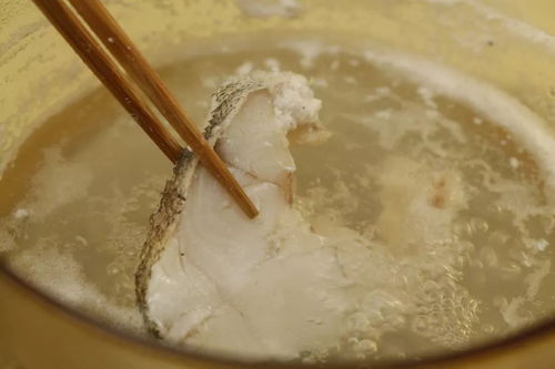 吃鱼变聪明 吃肉补铁,适合九个月宝宝的这两款辅食,育儿嫂学起来喽 