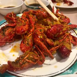 王宝和上海餐厅的咸蛋黄小龙虾好不好吃 用户评价口味怎么样 上海美食咸蛋黄小龙虾实拍图片 大众点评 