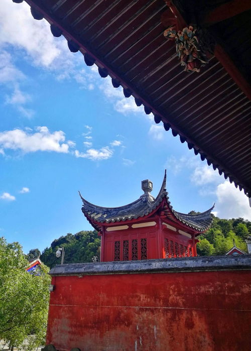福建一座免费的寺庙,是福州五大禅林之一,全天开放