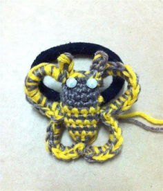 钩针编织动物图解教程小蜜蜂毛线挂件编织方法