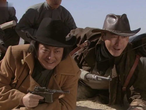 大漠枪神 一人单挑一个骑兵连,直接一枪打俩,不愧是枪神燕双鹰 影视剪辑 