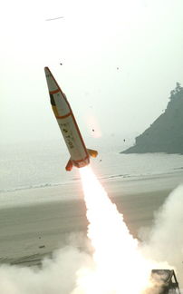 韩国试射中程地对空导弹 成功拦截假想目标 