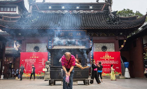 中国最发达的城市,亚洲第二仅次日本东京,却掩盖了最真实的一幕