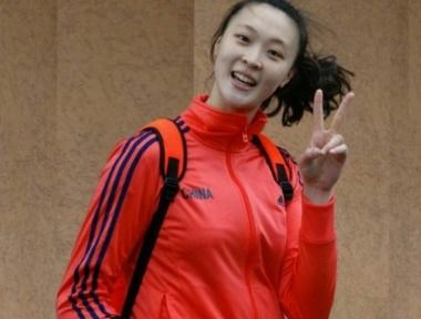 女排队长惠若琪 战胜心脏病奥运夺冠,嫁给比自己矮的北大博士