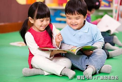 鼠宝宝起名 小孩子起名字有哪些讲究和思路