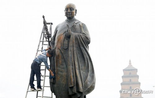 唐僧怎么 锈 了 大雁塔景区回应 下雨导致 已做保养 