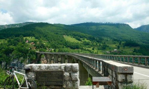 黑山一座有 故事 的桥,曾经被拍成电影,成为一代人的回忆