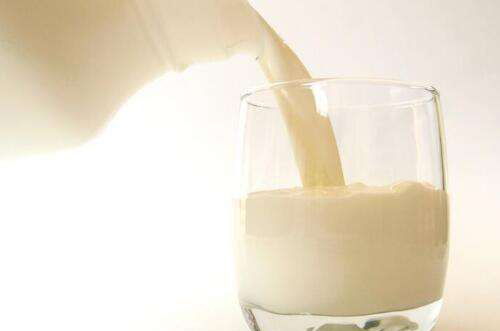 中考可以喝冷的牛奶吗